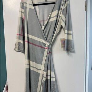 Elegant Gray and Pink Plaid Wrap Dress